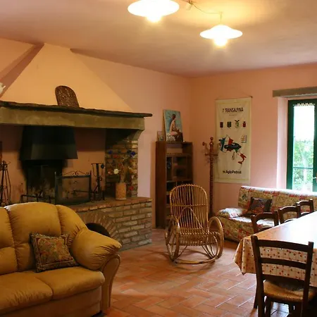Cantagallo Villa Cortone